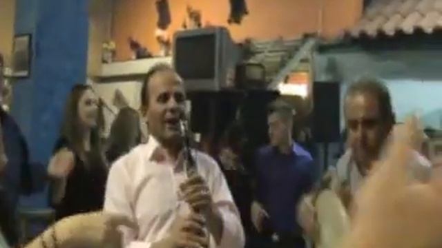 Anteos Triantafyllos Vasilis Genis Lefteris Potsis смотреть онлайн