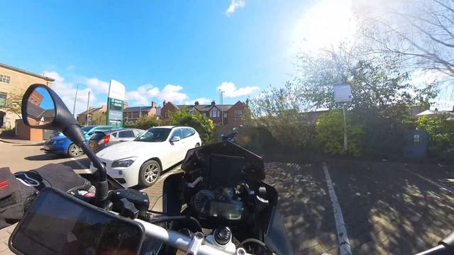 THE BOOK CAFE MOTORCYCLE MEET UP #BMW GSA #HONDA VFR #yamaha mto7 смотреть онлайн