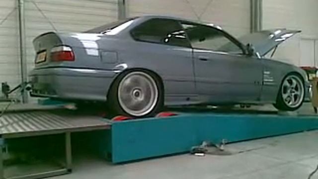 BMW E36 325i Compressor Dynorun смотреть онлайн