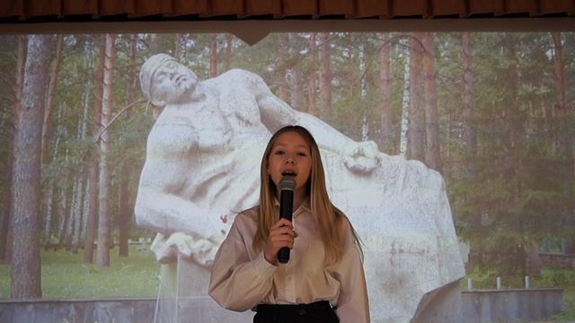 «Утро Победы» читает Скуковская Дарья смотреть онлайн