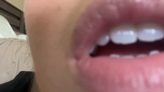 ASMR| Spit Painting On You- Into Fast/Aggressive Lens Licking! смотреть онлайн