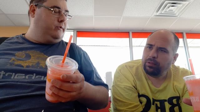 New Minute Made Frozen Strawberry Lemonade From Burger King Review смотреть онлайн