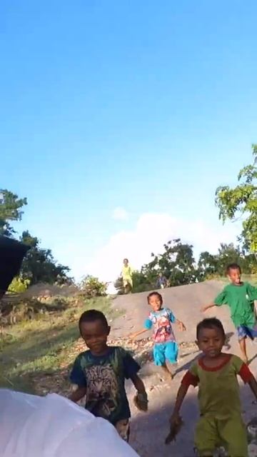 Weirdest thing that’s ever happened to me in Indonesia! смотреть онлайн