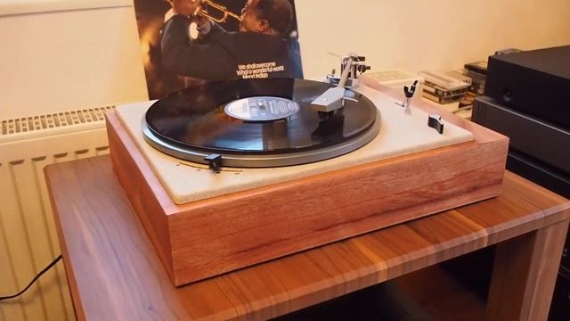 Lenco L75 смотреть онлайн