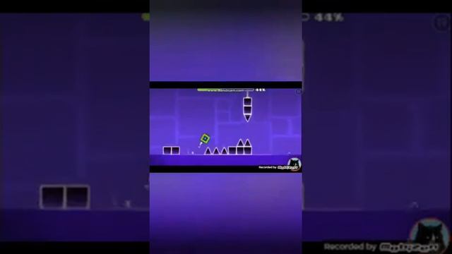 Прошол 7 уровень в игре Geometry Dash Lite за 1 попытку смотреть онлайн
