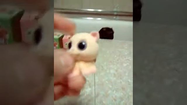 МИНИ РАСПАКОВКА ПУШИСТЫХ ЗВЕРУШЕК,ПАЛОЧКИ ДЛЯ НАПИТКОВ И МАМБА. смотреть онлайн