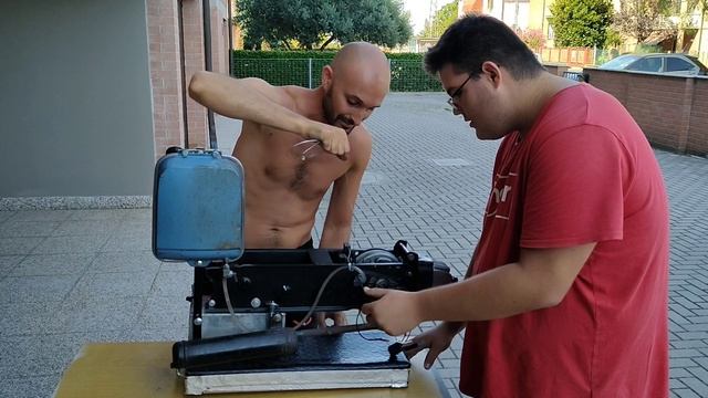 Prima accensione su banco CARTER POLINI SPEED ENGINE con cilindro POLINI 75cc e 13-13 da carburare! смотреть онлайн