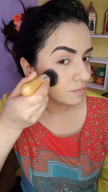 Face Lift Makeup Look | Just 5 Simple Techniques!! #shorts смотреть онлайн