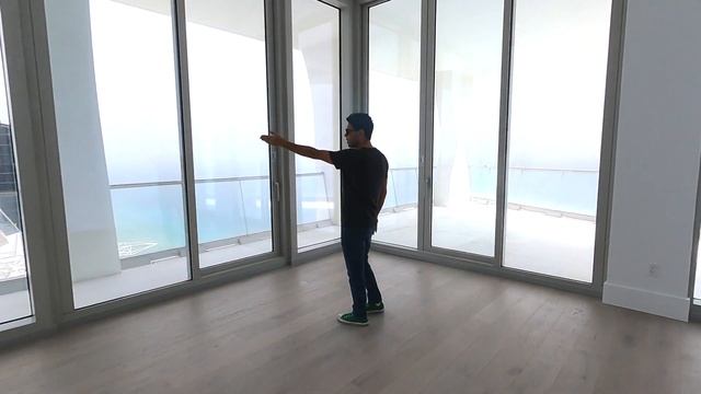 Surpreendente Apartamento de R$100milhões no Jade Signature em Miami, Florida US смотреть онлайн