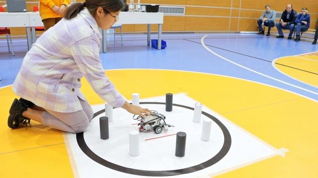 Окружной фестиваль робототехники в Чукотском автономном округе 2022. 2 этап «Кегельринг» смотреть онлайн