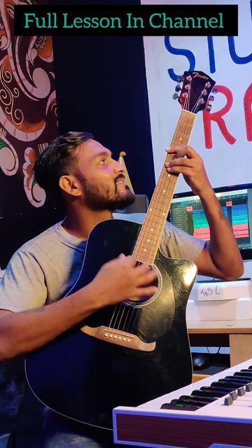 Gulabi Aankhen Status || Guitar Play || #guitar #hindi #viralvideo #guitarlessons смотреть онлайн