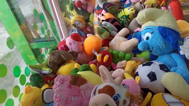 Играю в автомат с игрушками всего за 5 рублей смотреть онлайн