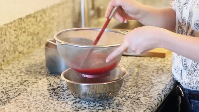 EASY Sparkling Raspberry Lemonade - 4-Ingredient Recipe!! смотреть онлайн