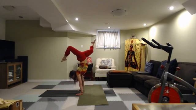 Dharma Yoga 27 April 2024 (Justine) смотреть онлайн