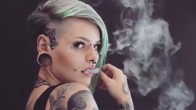 Sara Surprisink смотреть онлайн