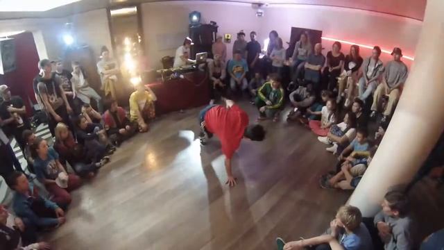 Veter Vs Voron | FINAL | SMACHNYI JAM | EKATERINBURG | 10 10 15 - #bboy #bgirl #breakdance