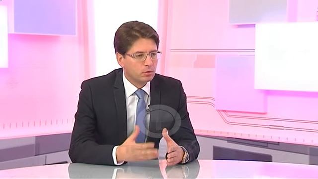 Программа "В центре внимания" интервью с Денисом Инюточкиным смотреть онлайн