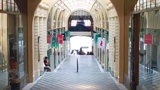 Lausanne and Parc de Mon Repos смотреть онлайн