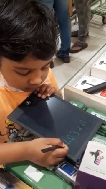 Advik writing Arabic Numbers.......#shortsvideo смотреть онлайн