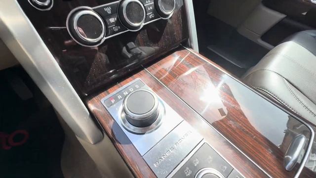 Land Rover Range Rover Vogue смотреть онлайн