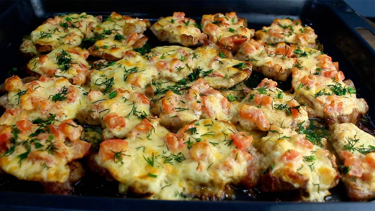 МЯСО получается нежное, сочное и безумно вкусное! Попробуйте его обязательно смотреть онлайн