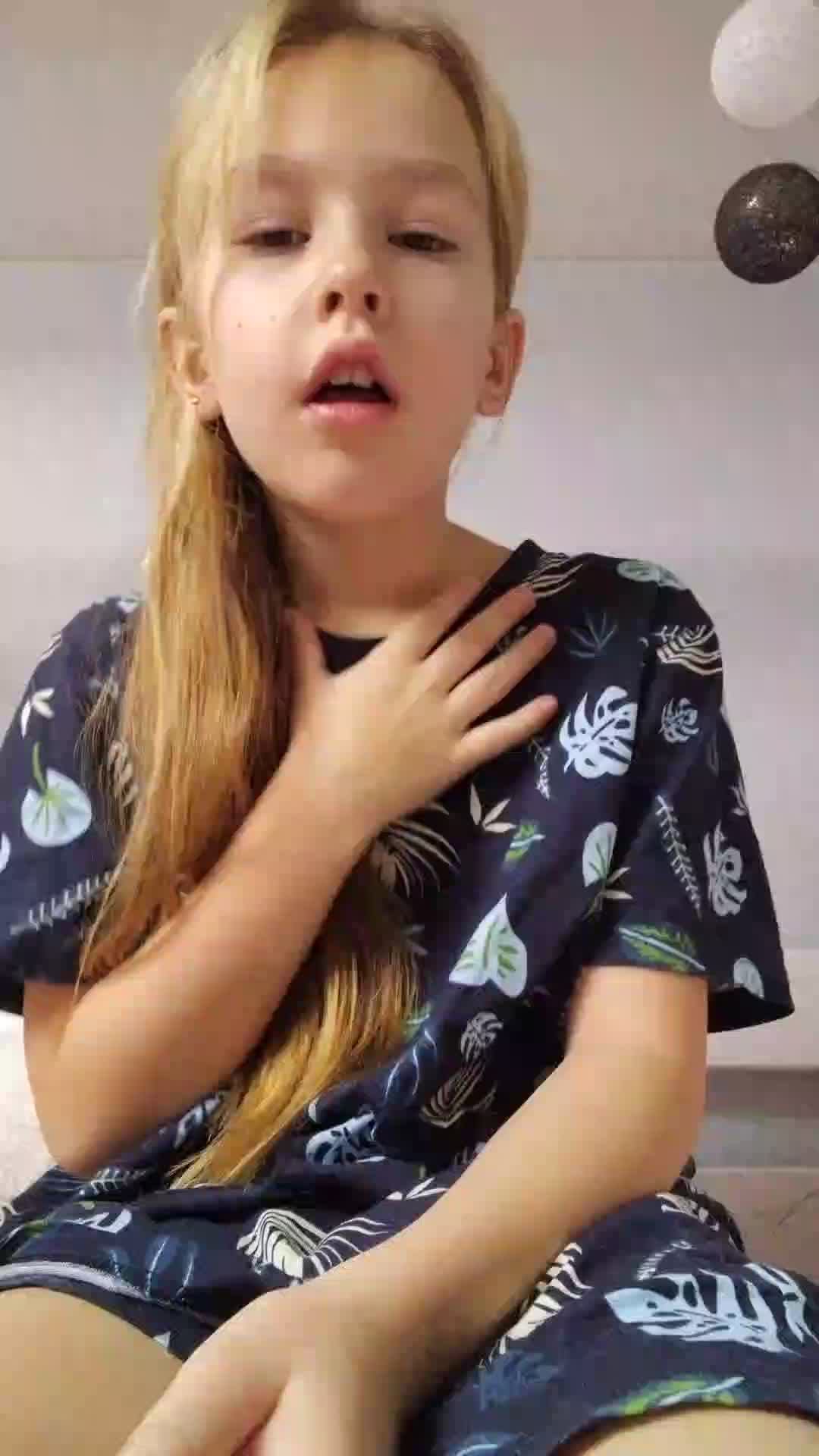 Леночка отдыхает смотреть онлайн