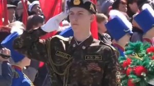 Возложение гирлянды Витязь