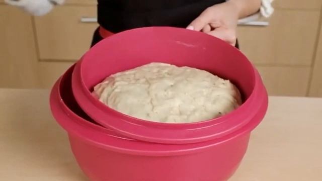 Воздушное тесто для ароматных булочек #tupperware #профи #противень смотреть онлайн