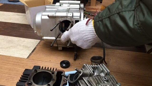 【スーパーカブ】ロンシンエンジンで暇つぶし смотреть онлайн