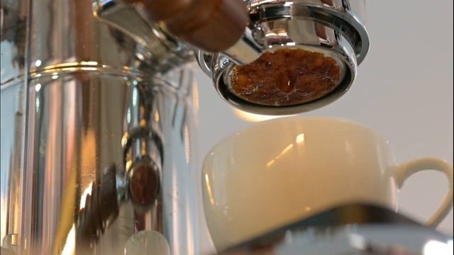 La Pavoni (Ep 17): Advanced Saturation technique to fine tune the acidity, producing awesome.... смотреть онлайн