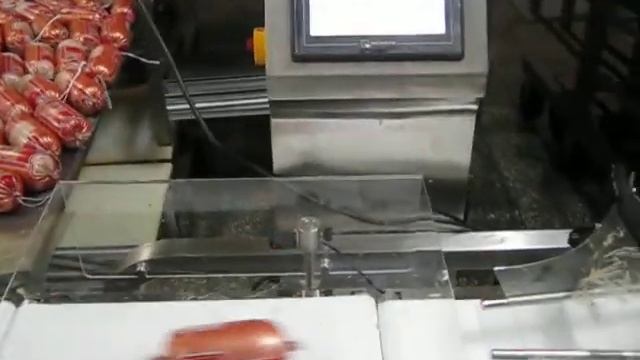 Взвешивание продукта в потоке на чеквейере FP2000 смотреть онлайн