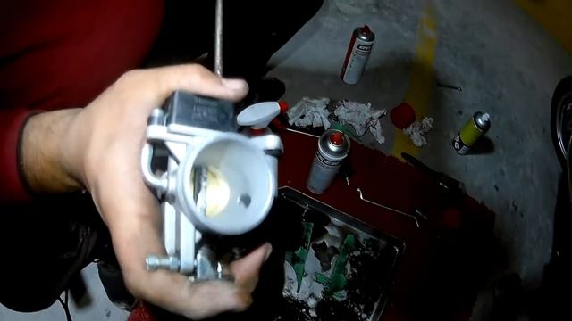 MATİ 125 TEKLEME GAZ YEMEME SORUNU ÇÖZÜMÜ - GAZ KELEBEĞİ TEMİZLİĞİ смотреть онлайн