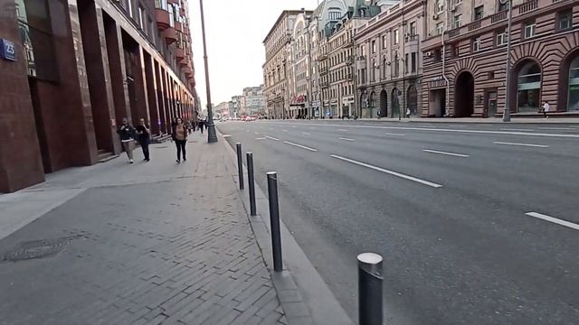 Москва стоит в огромных пробках из за репетиции Парада Победы!) смотреть онлайн