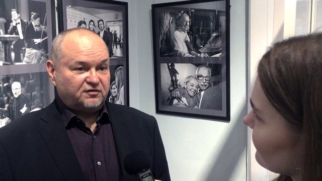 Интервью с фотографом Петром Колчиным на открытии выставки его работ в Рязани 05.09.22 смотреть онлайн