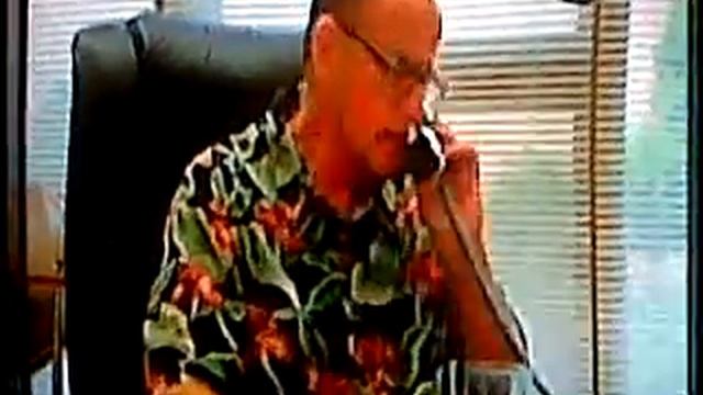 peut tu retirer ton doigt de mon anus ! смотреть онлайн