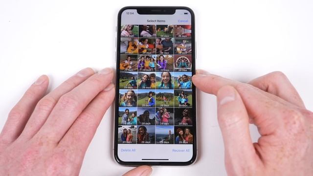 This Rare Model iPhone X Has A Hidden Menu, Screensaver And Strange Apps смотреть онлайн