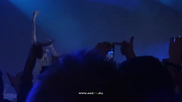 AKCTV: 28.10.14 - Клуб "Космонавт"/ Kid Ink (Часть 2) смотреть онлайн