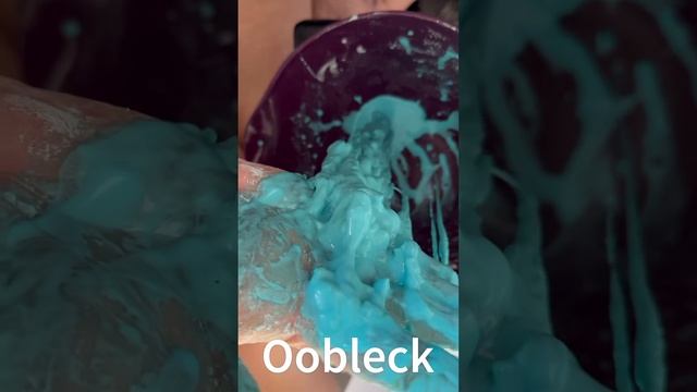 Dr. Pi presents: A STEM - STEAM experiment on the States of Matter: Oobleck a non-Newtonian fluid смотреть онлайн