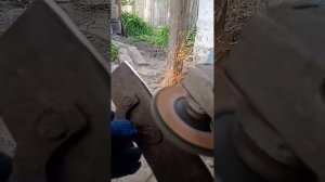 Как наточить тяпку или топор.