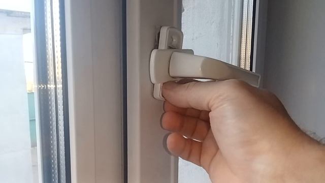 Как заменить ручку на пластиковом окне - сможет любой!!! смотреть онлайн
