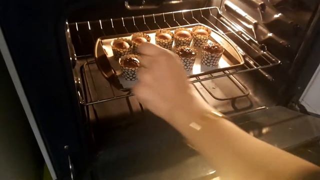 Chocolate Muffins Recipe | Chocate Delight Recipe in Urdu/Hindi смотреть онлайн
