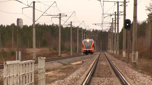 Скоростные испытания Штадлера - В=172-173 км/ч/Stadler FLIRT DMU 2233 speed test: V=172-173 km/h смотреть онлайн