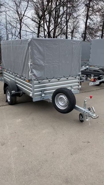 Обзор легкового прицепа МЗСА 817704.024 с высоким бортом и тентом. смотреть онлайн