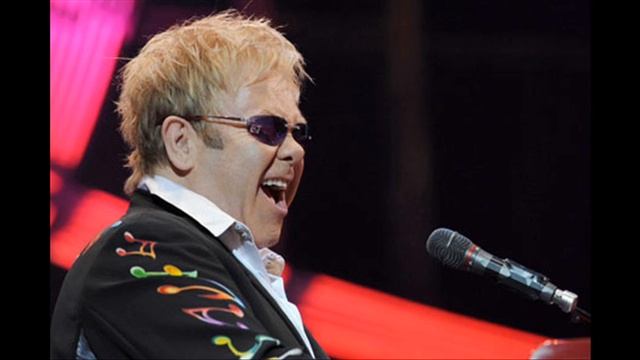 #7 - Elton John - Tiny Dancer - Live in Las Vegas (2004) смотреть онлайн
