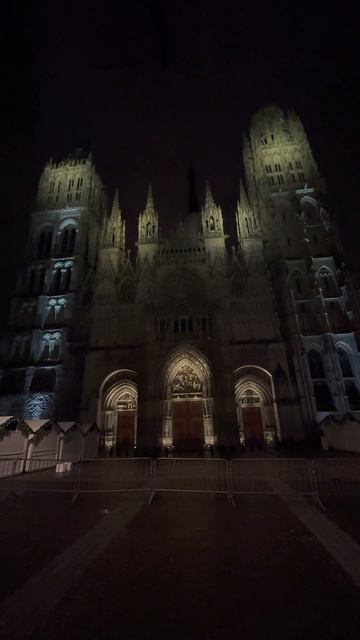 Собор, ночной город Rouen - Руан, Нормандия, Франция смотреть онлайн