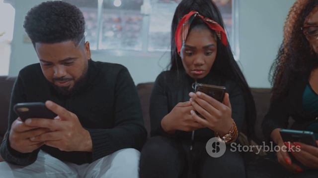 как социальные сети упростили нам жизнь и их вред.