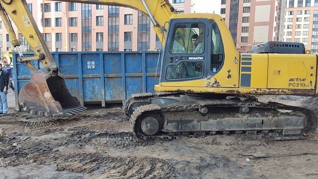 Осмотр Komatsu PC210. смотреть онлайн