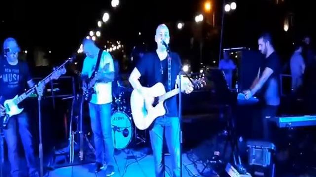 чеченская группа "G-Town-.A Face In The Crowd.Тусовка на Театральной площади.. смотреть онлайн