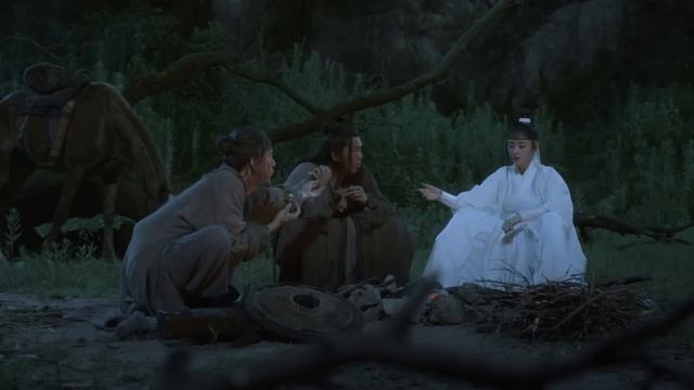 看似柔弱的女孩，真實身份竟是天下第一劍神，僅憑劍氣擊退所有高手！ смотреть онлайн