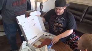 Тот самый дедуля который разбил PS4. Подарил внуку PS4. Самое ужасное рождество.  Жесткий  розыгрыш